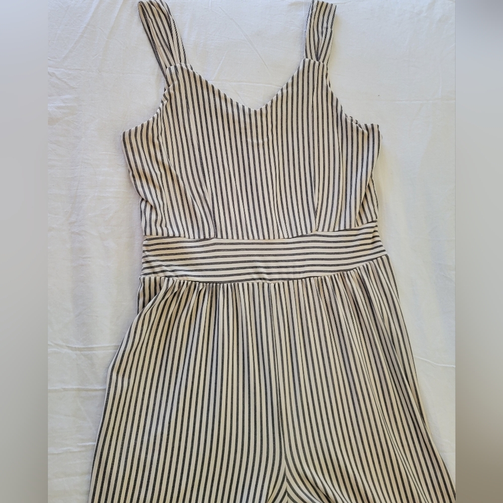 Emily Daniels vertical stripes comfy jumpsuit - Picture 5 of 14